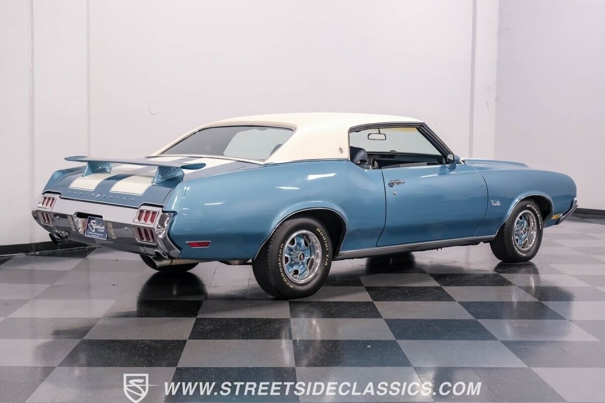 Oldsmobile-Cutlass-1972-Blue-Blue-117744-11