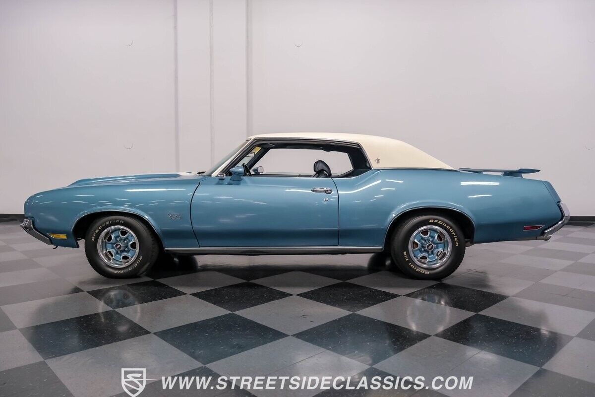 Oldsmobile-Cutlass-1972-Blue-Blue-117744-2