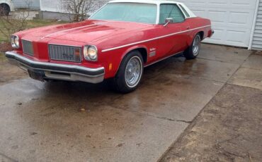 Oldsmobile-Cutlass-1975-red-153066