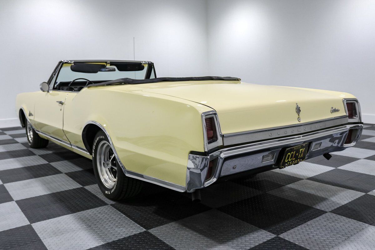 Oldsmobile-Cutlass-Cabriolet-1967-Yellow-Black-55040-6