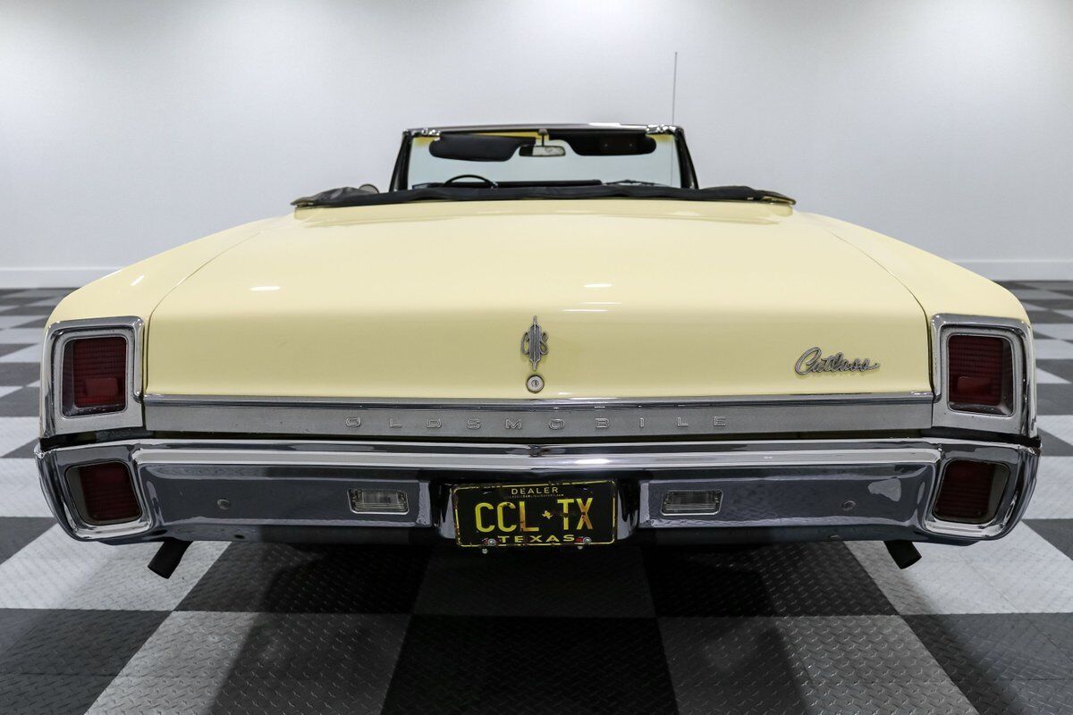 Oldsmobile-Cutlass-Cabriolet-1967-Yellow-Black-55040-8