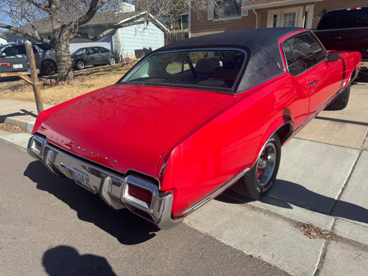 Oldsmobile-Cutlass-supreme-1971-red-122310-2