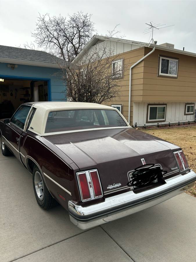 Oldsmobile-Cutlass-supreme-1978-red-89447-2