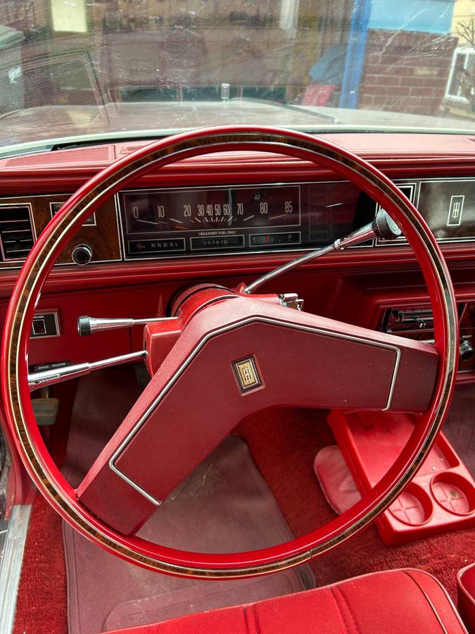 Oldsmobile-Cutlass-supreme-1978-red-89447-6