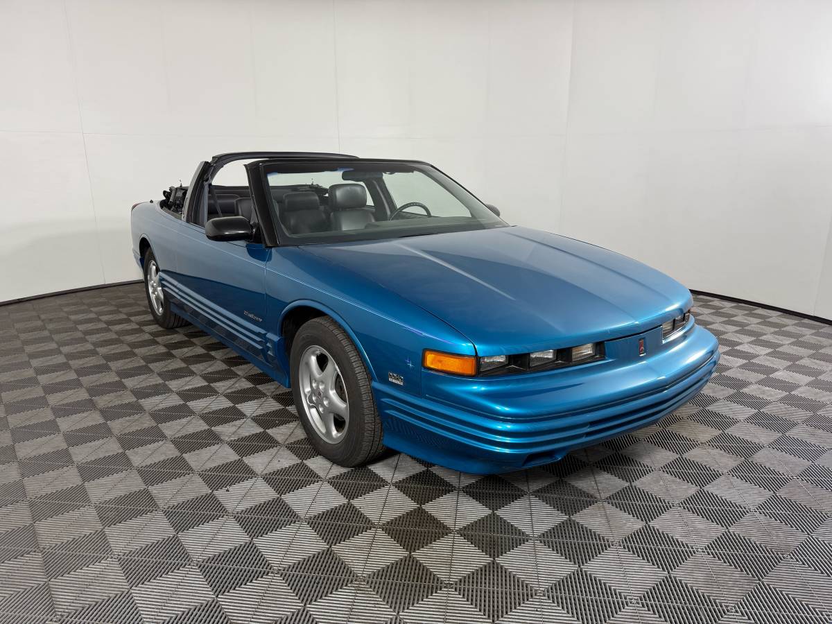 Oldsmobile-Cutlass-supreme-1993-blue-13358-1