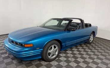 Oldsmobile-Cutlass-supreme-1993-blue-13358-4