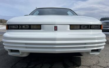 Oldsmobile-Cutlass-supreme-1994-white-71369-3