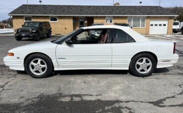 Oldsmobile-Cutlass-supreme-1994-white-71369-5