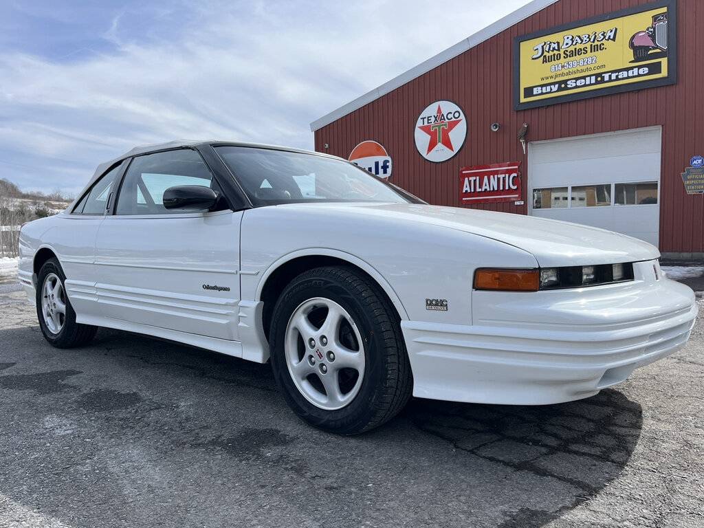 Oldsmobile-Cutlass-supreme-1994-white-71369