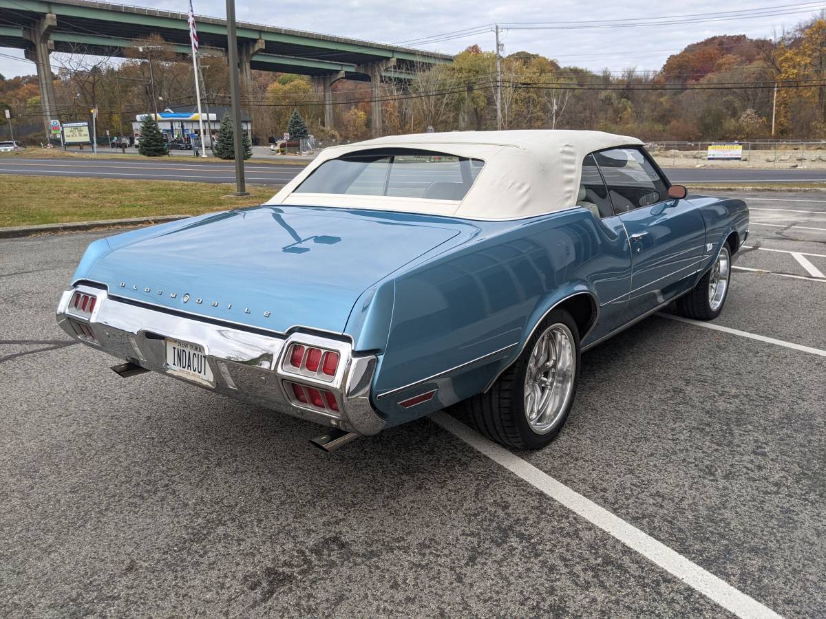 Oldsmobile-Cutlass-supreme-convertible-1972-blue-77879-1