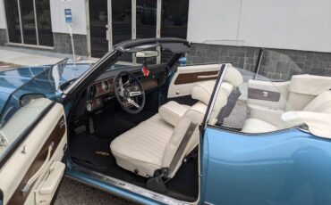 Oldsmobile-Cutlass-supreme-convertible-1972-blue-77879-19