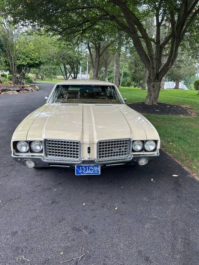 Oldsmobile-Cutlass-wagon-1972-yellow-101802-3