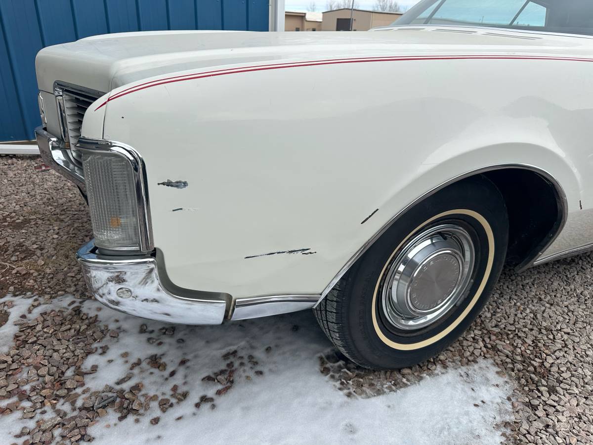 Oldsmobile-Delmont-88-1968-white-106318-5