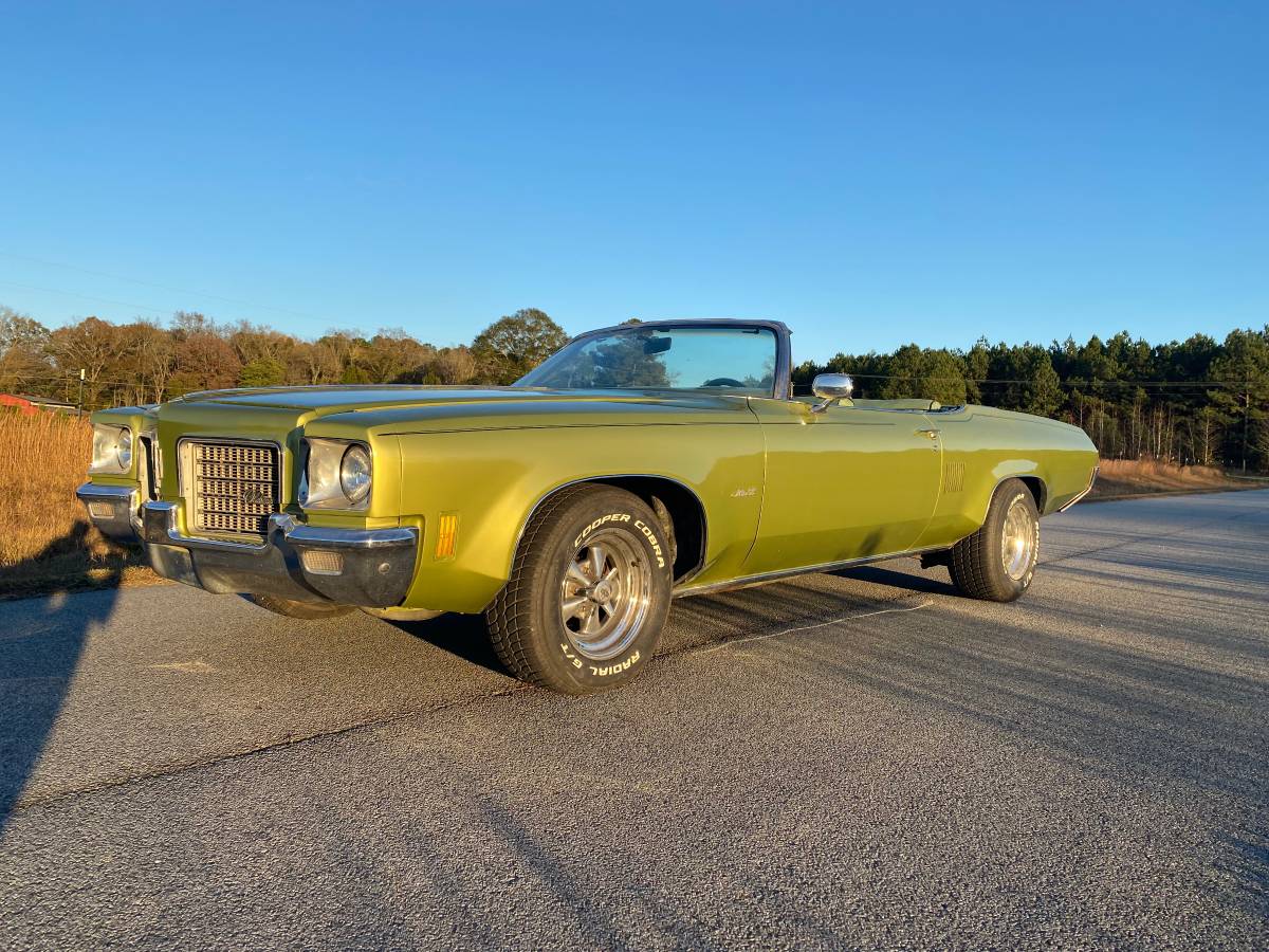 Oldsmobile-Delta-88-1971-51499-7