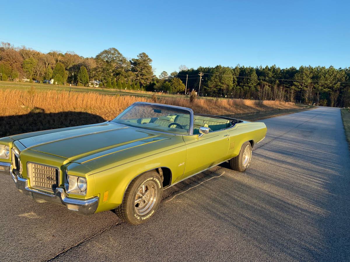 Oldsmobile-Delta-88-1971-51499-8