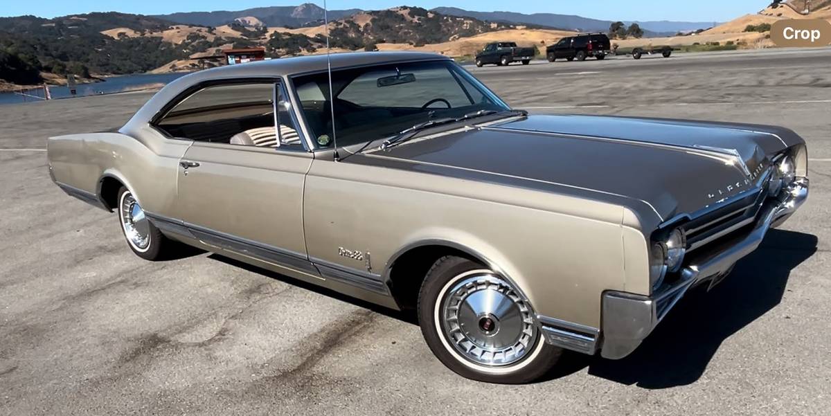 Oldsmobile-Delta-88-holiday-coupe-1965-silver-29773-4