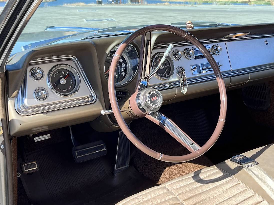 Oldsmobile-Delta-88-holiday-coupe-1965-silver-29773-9