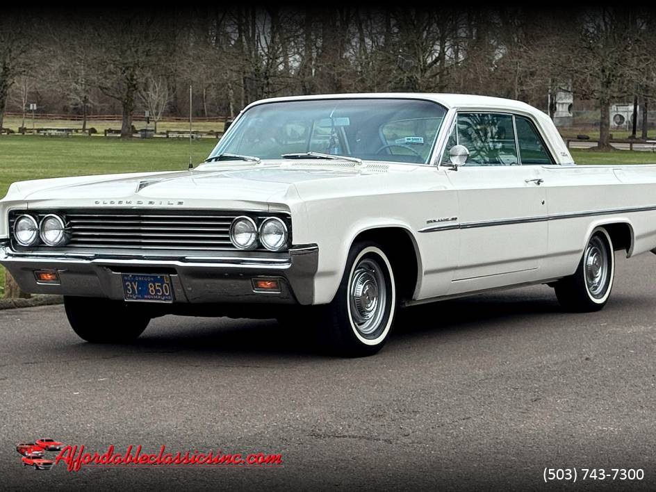 Oldsmobile-Dynamic-holiday-1963-2