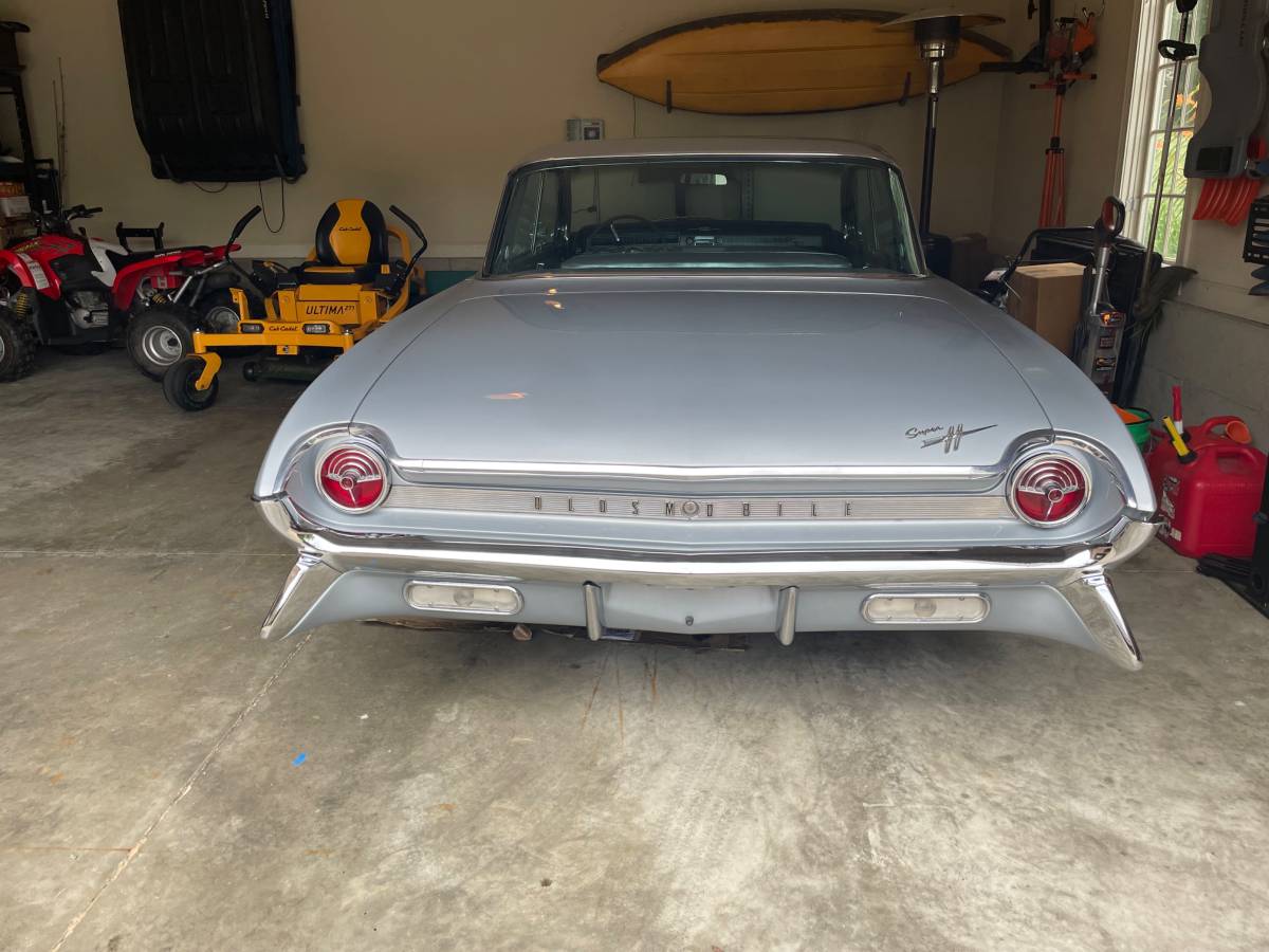 Oldsmobile-Super-88-1961-blue-93342-18