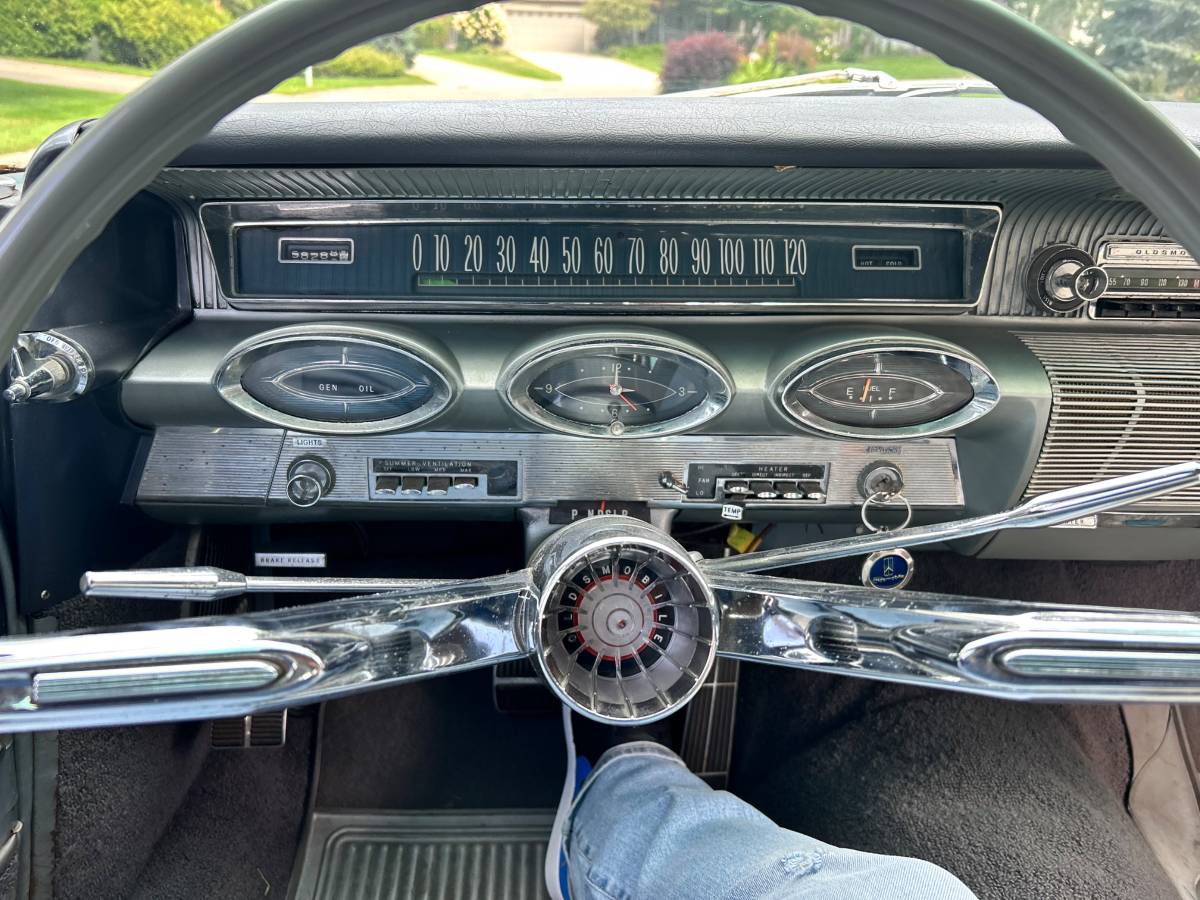 Oldsmobile-Super-88-1961-blue-93342