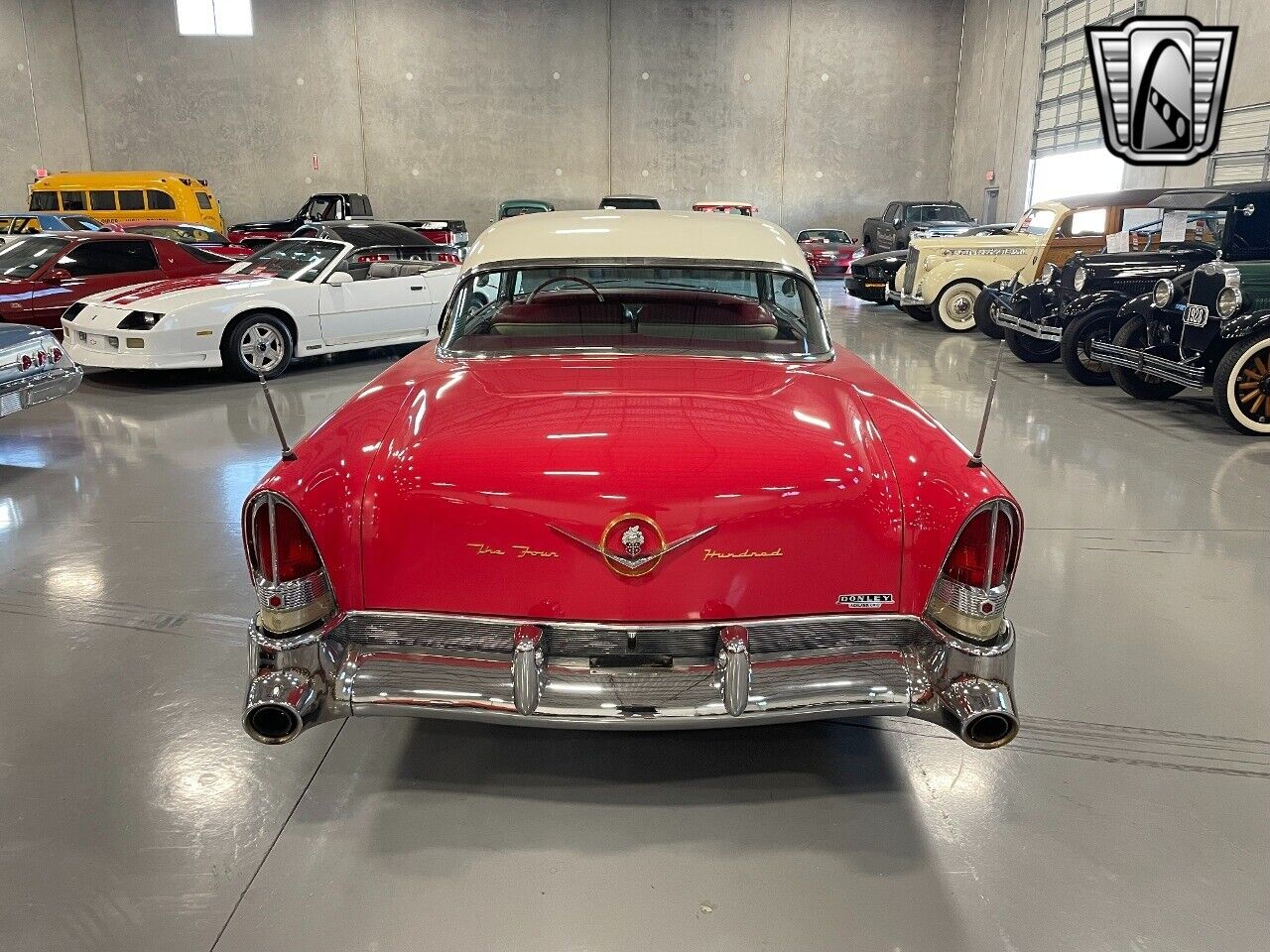 Packard-400-Coupe-1956-Red-Black-154178-4