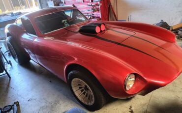 Panhard-J-6-Panther-Coupe-1963-Red-Black-8-36