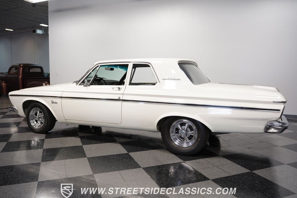 Plymouth-Belvedere-Berline-1963-White-Black-12839-8