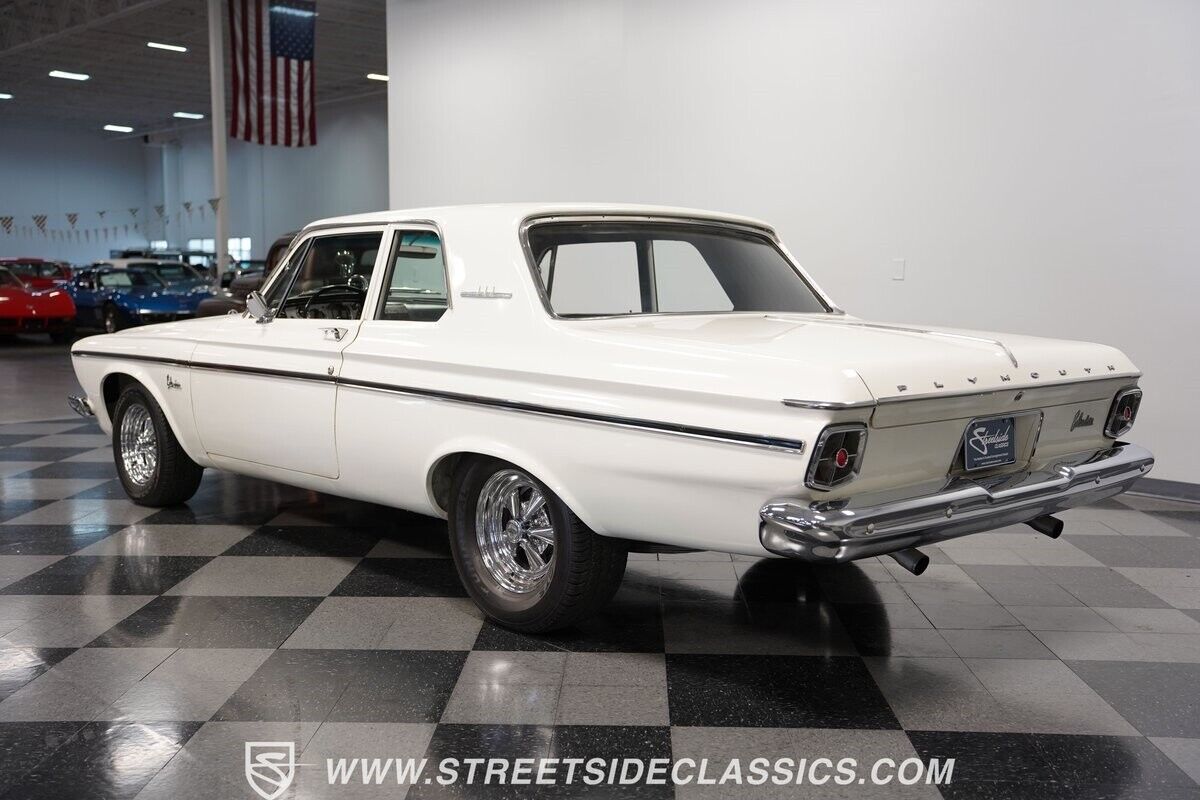 Plymouth-Belvedere-Berline-1963-White-Black-12839-9