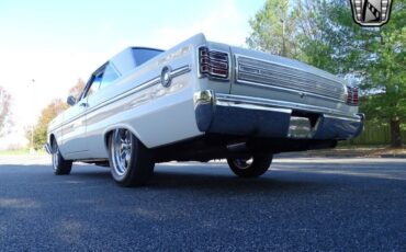 Plymouth-Belvedere-Coupe-1966-White-Red-25750-4