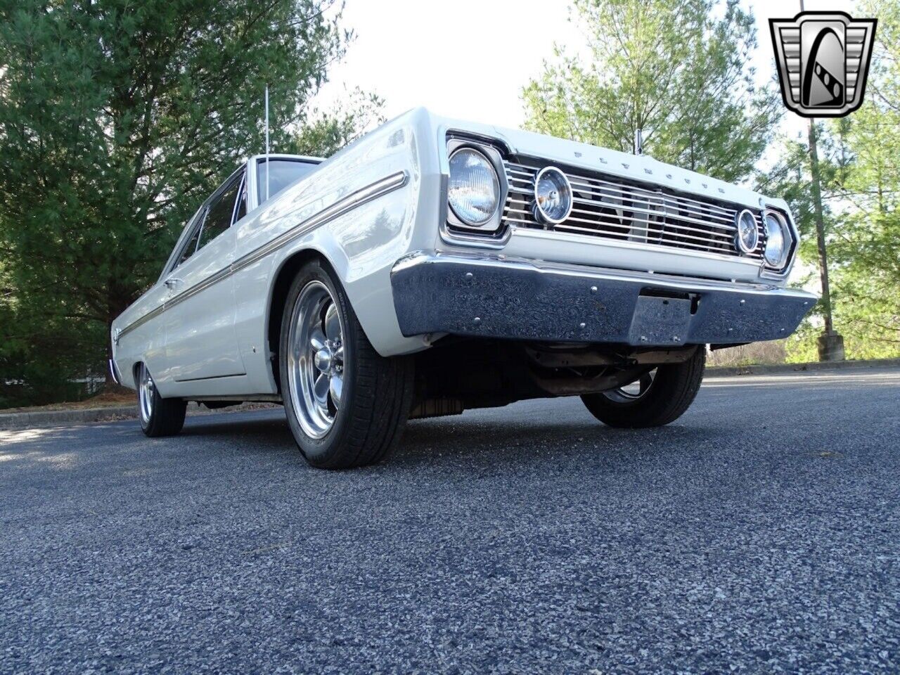 Plymouth-Belvedere-Coupe-1966-White-Red-25750-8