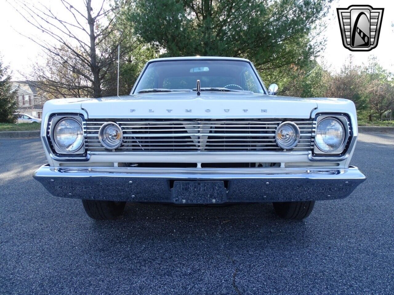 Plymouth-Belvedere-Coupe-1966-White-Red-25750-9