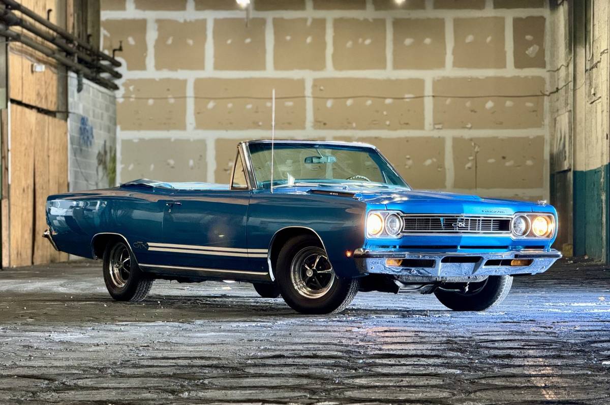 Plymouth-Gtx-convertible-1968-74030-1