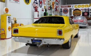 Plymouth-Road-Runner-1969-Yellow-Black-4126-27