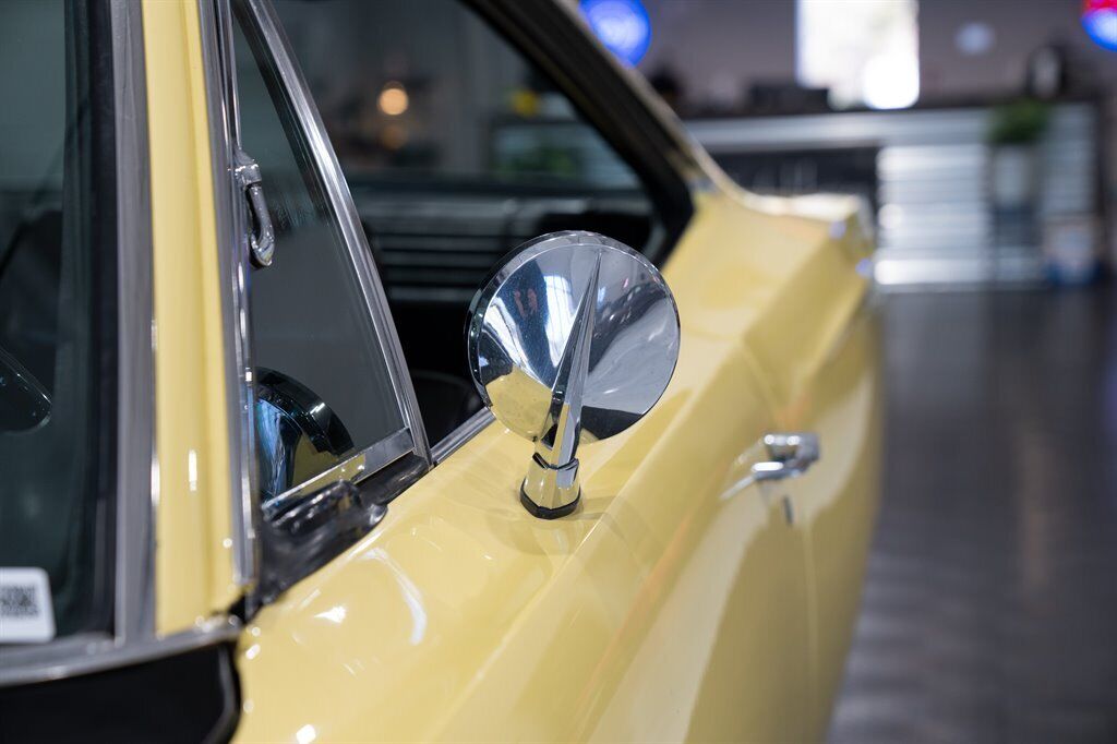 Plymouth-Road-Runner-1969-Yellow-Black-77549-14