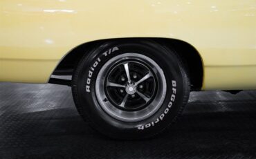 Plymouth-Road-Runner-1969-Yellow-Black-77549-25