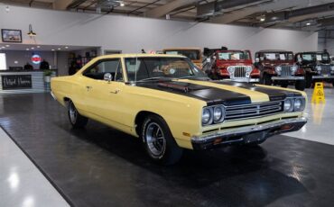 Plymouth-Road-Runner-1969-Yellow-Black-77549-7