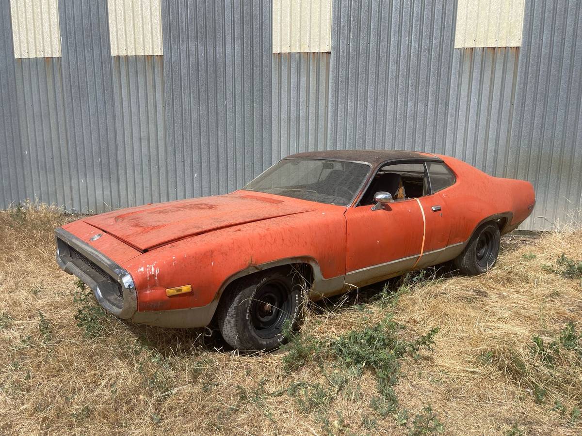 Plymouth-Satellite-1972-orange-160932