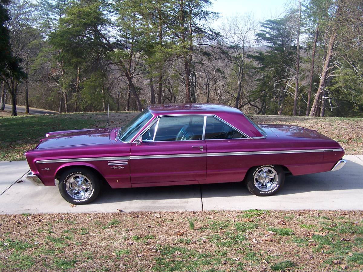 Plymouth-Soprt-fury-1965-purple-8810-1