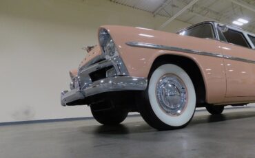 Plymouth-Suburban-1956-Pink-Tan-16967-6