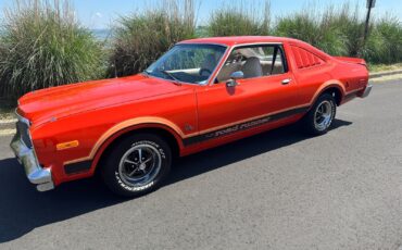 Plymouth-VoLARE-Coupe-1976-Orange-White-150065-12