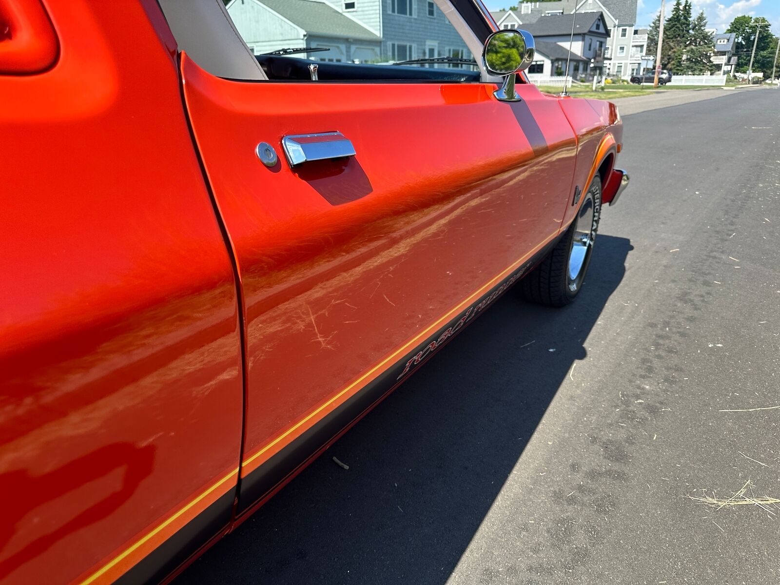 Plymouth-VoLARE-Coupe-1976-Orange-White-150065-23