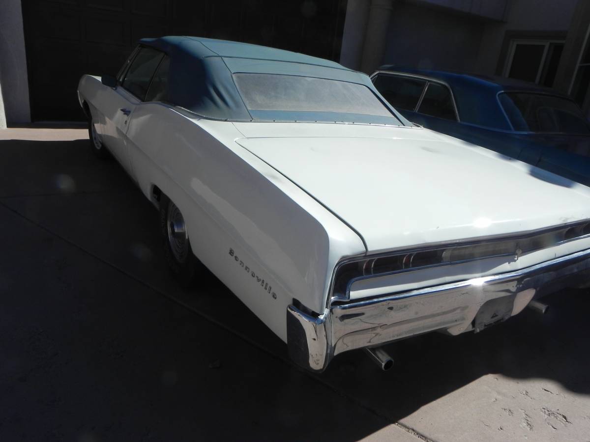 Pontiac-Bonnevillb-1967-white-80467-6