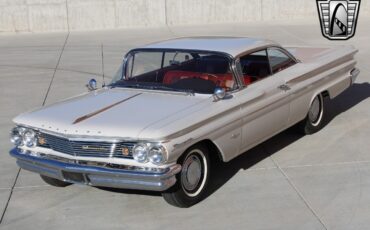 Pontiac-Bonneville-1960-Shell-Tone-Ivory-Red-94227-11