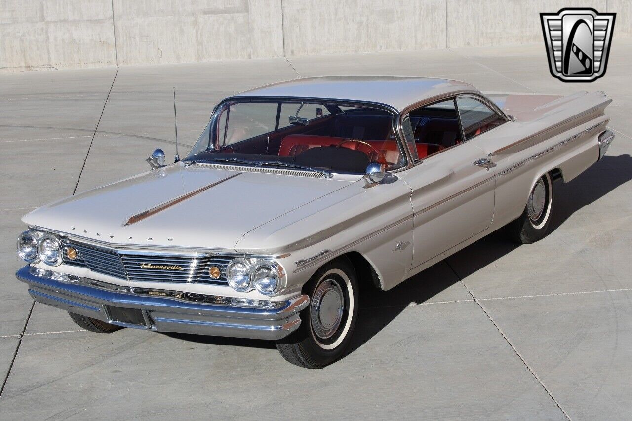 Pontiac-Bonneville-1960-Shell-Tone-Ivory-Red-94227-11