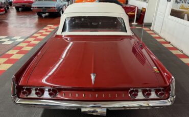 Pontiac-Bonneville-1961-Burgundy-Burgundy-16821-12