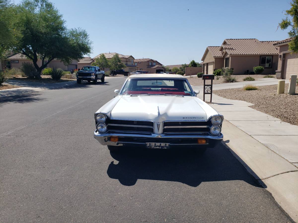 Pontiac-Bonneville-1965-white-125529-4