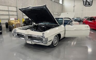 Pontiac-Catalina-1967-White-Blue-54077-8