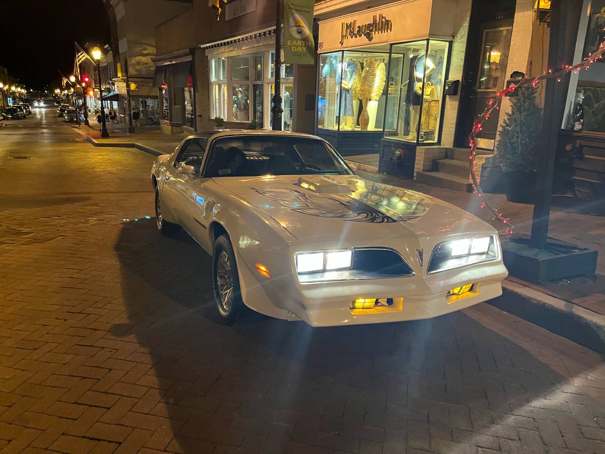 Pontiac-Firebird-trans-am-1978-white-102998-4