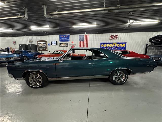 Pontiac-GTO-1967-Mariner-Turquoise-Black-64374-19