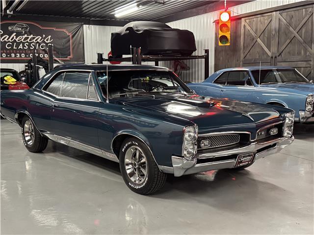 Pontiac-GTO-1967-Mariner-Turquoise-Black-64374-21